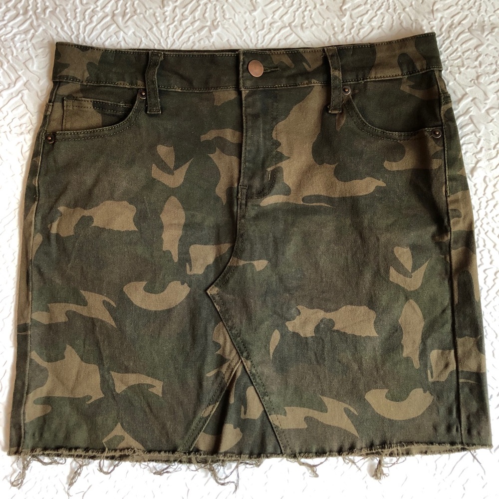 Atar’d State Camo Skirt